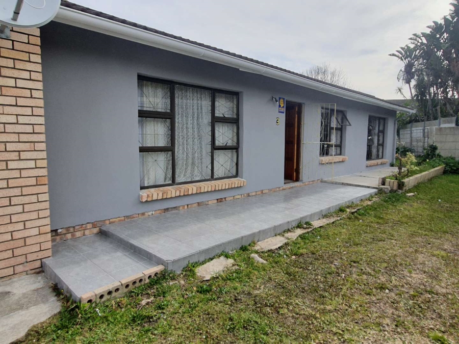 3 Bedroom Property for Sale in Rowallan Park Eastern Cape
